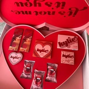 On Hold !! NOT FOR SALE The Kylie 2022 Valentine’s Day PR ❤️ Box